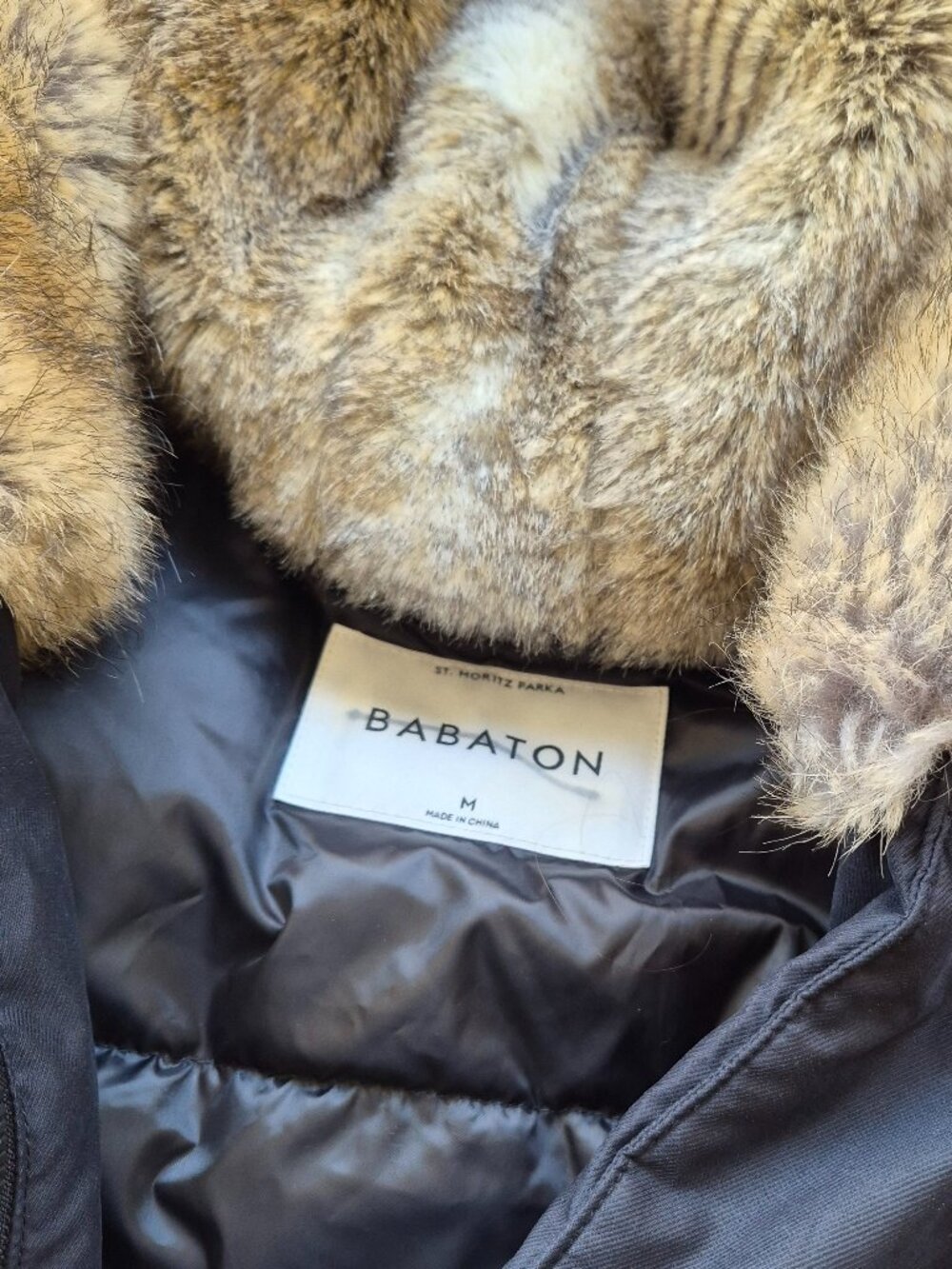 Babaton St. Moritz Parka size Medium